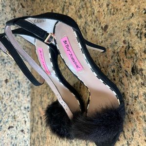 Betsy Johnson brand  very comfortable. I wear it only once.